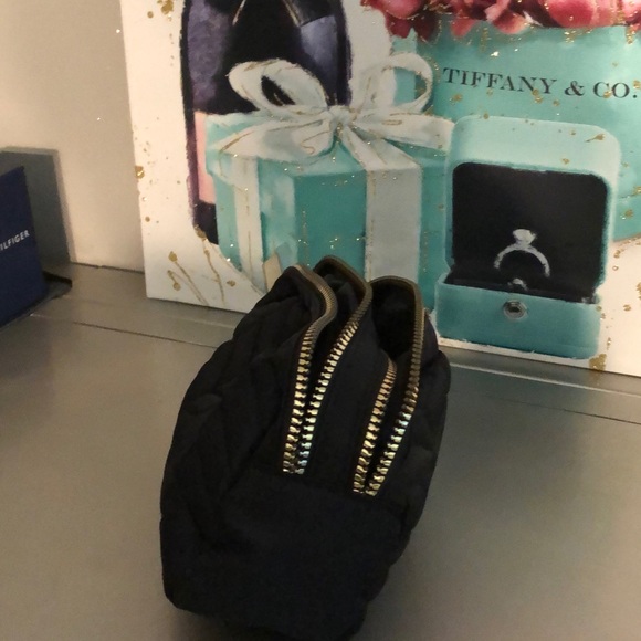 Double sided zipper make up case - Picture 2 of 7